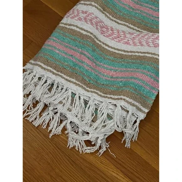 Authentic Mexican blanket pink, teal, white, 4 x 6 feet - Picture 3 of 4